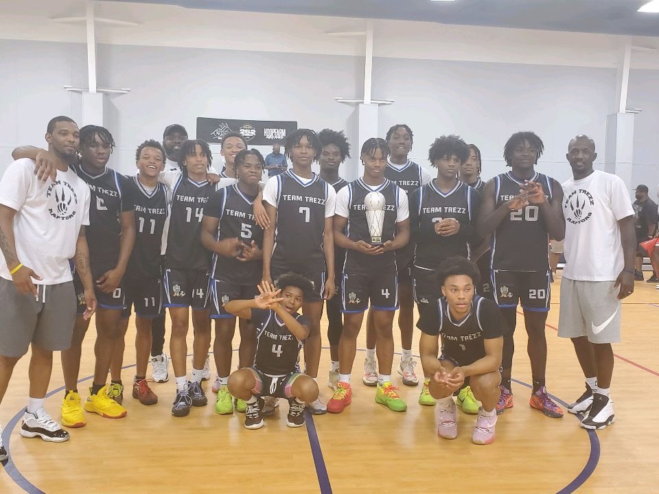 iamtylerbarnes's tweet image. Team Trezz 2024 Edwards 💙🖤
252 Invitational 16U Champs! 
I was MVP 🏀🏀🏀
👊🏼👊🏼👊🏼