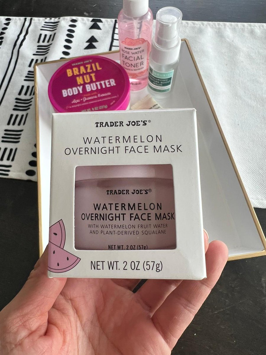 TJsObsessed's tweet photo. @traderjoesobsessed 🍉🍉🍉🍉The Watermelon Mask is back!! 👏🏻 ($6.99; 10/10 🌟) and it’s the best!! It smells great and makes my skin so soft! Tag 🏷 your bff! 

🏆 Make sure to enter my TJ’s gift card giveaway posted on Thursday on IG and please be careful of spam accounts!+ https://t.co/6ZoRCSnB90
