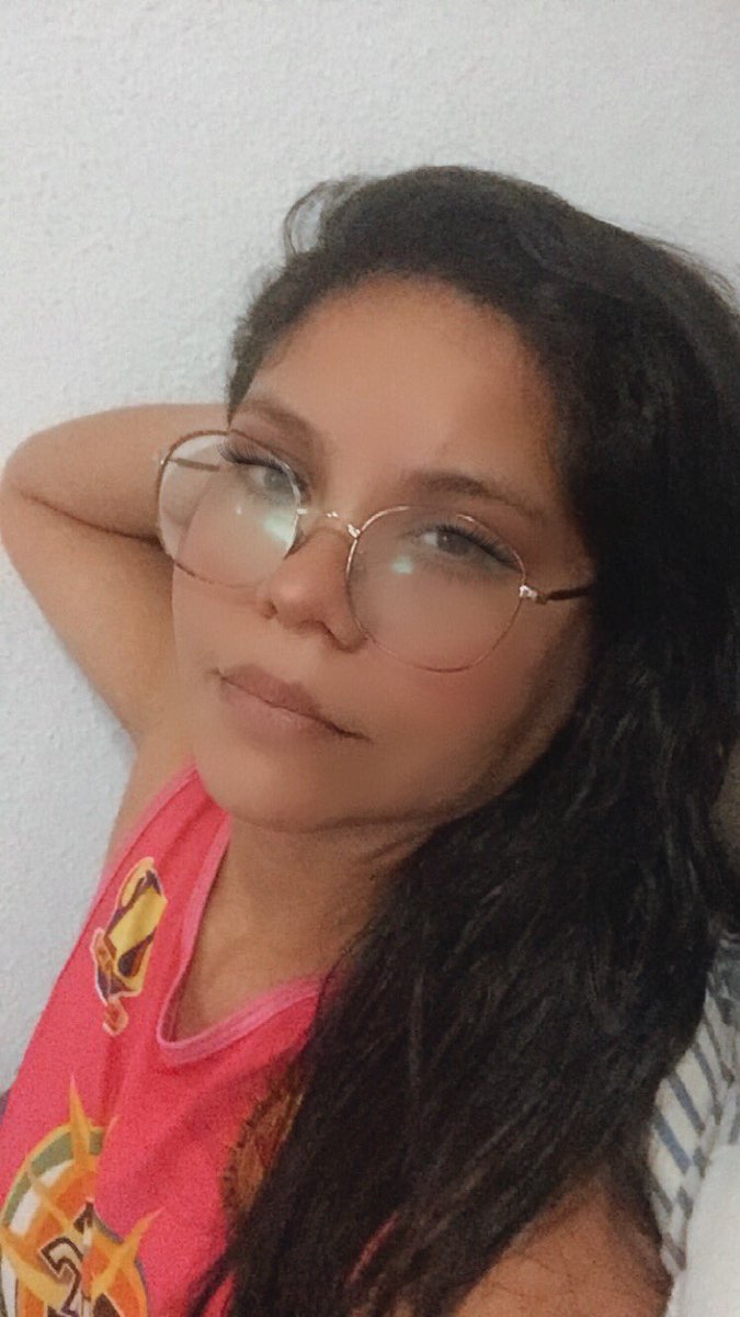201912Mayara's tweet photo. Eu queria gritar guerra em vez de paz ! Mas se a cabeça não pensa o corpo padece!!! #BoaNoite #Fantastico #ficaadica #girlpower #WonderWoman #GirlOfMyDreams #AlemDaIlusao https://t.co/9UECr1jwFm