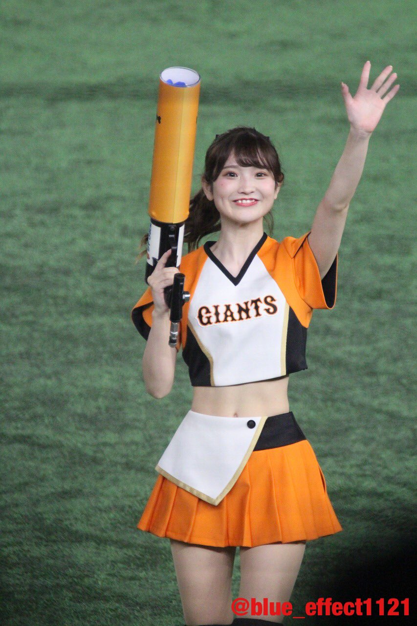 Amazon.co.jp: BBM 2022 チアリーダー 舞 VENUS 佐々井萌香 直筆