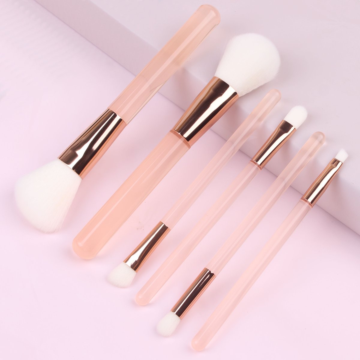 Pretty makeup brush set #makeup #makeupartist #makeuptools