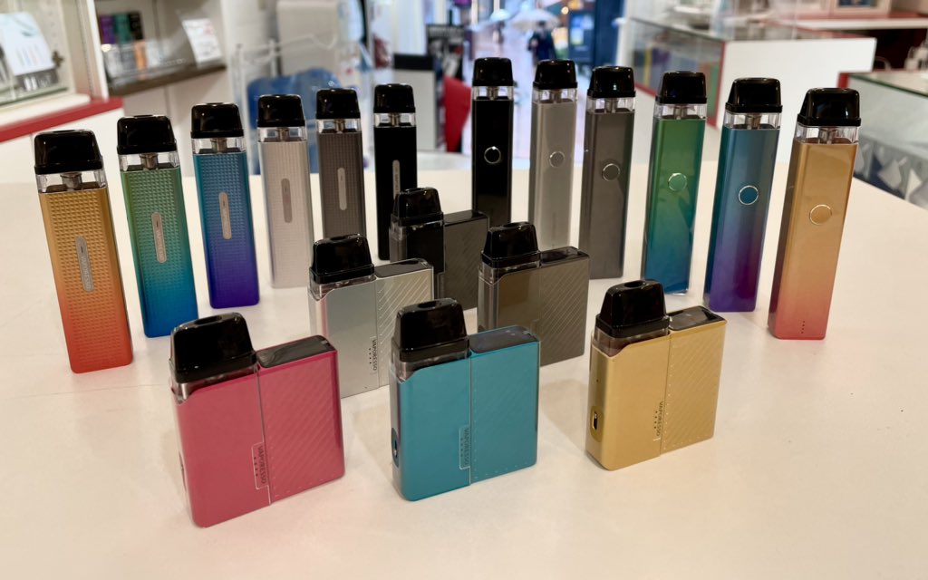 vapestudio's tweet photo. こんにちは!
#VAPESTUDIO です!
ついに関東方面、梅雨入りしましたね。
お気をつけてお出かけくださいませ。
#Vaporesso
#XROS 2 #XROSmini #XROSnano
メンテナンスフリーのシリーズ好調です。
#vape #電子たばこ #シーシャ #CBD
#禁煙 #減煙 #渋谷 #有楽町 #池袋 #新宿 #なんば https://t.co/ggEFv25hjL