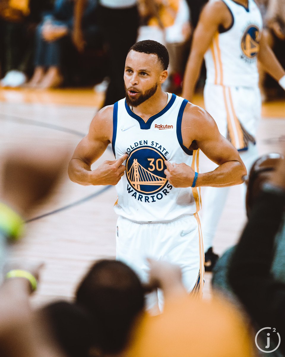 Steph Curry is a 34 year old 6’3 guard averaging 32 PPG in the NBA Finals while the best defense in the league guards him like this… 

I don’t think people truly understand what they’re witnessing.