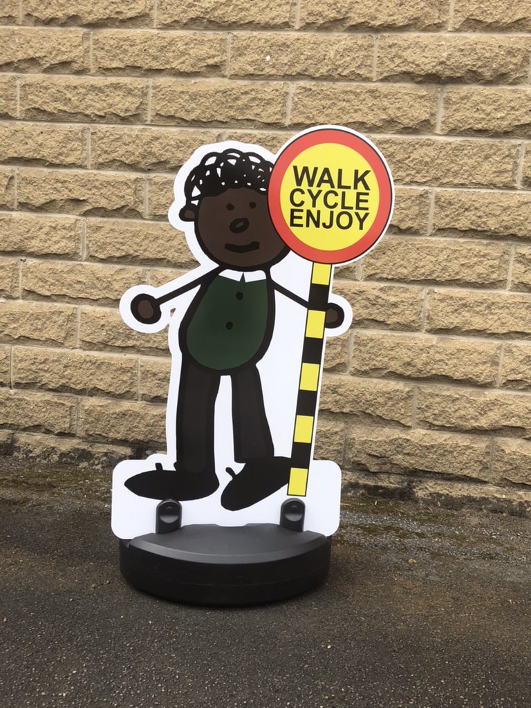 School_RdSafety's tweet photo. #BackToSchool
Why not #Walk #Cycle or #Scoot to #School and leave your car at home.
It’s great #Exercise and much more fun for your #Children than a boring car journey
You’ll also be helping to reduce the amount of #ToxicFumes around #School #LessChildAsthma #LessAirPollution https://t.co/tGil0EOCWP