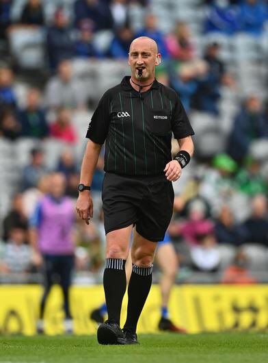 colombo1865's tweet image. Credit to John Keenan today. Let the game flow and didn’t blow incessantly like some other refs this year. Gave an excellent display. #CLAvLIM #ClarevLimerick #limerickvclare #munsterfinal