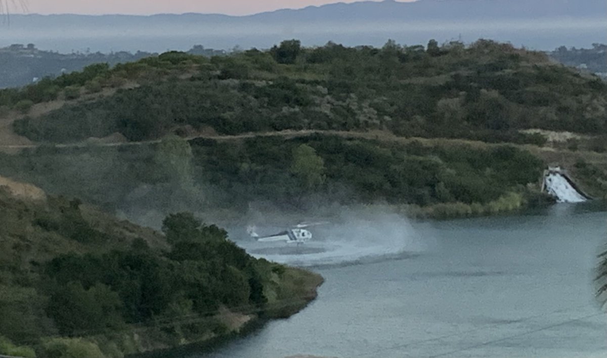 rongans's tweet photo. Choppers hard at work for the #Bridgefire https://t.co/dWALARAjG9