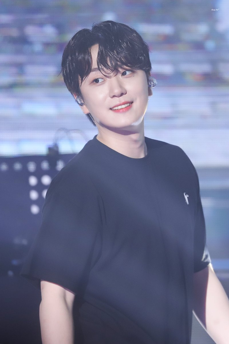 220605
더 비기닝 서울
#고우림 #포레스텔라 #FORESTELLA