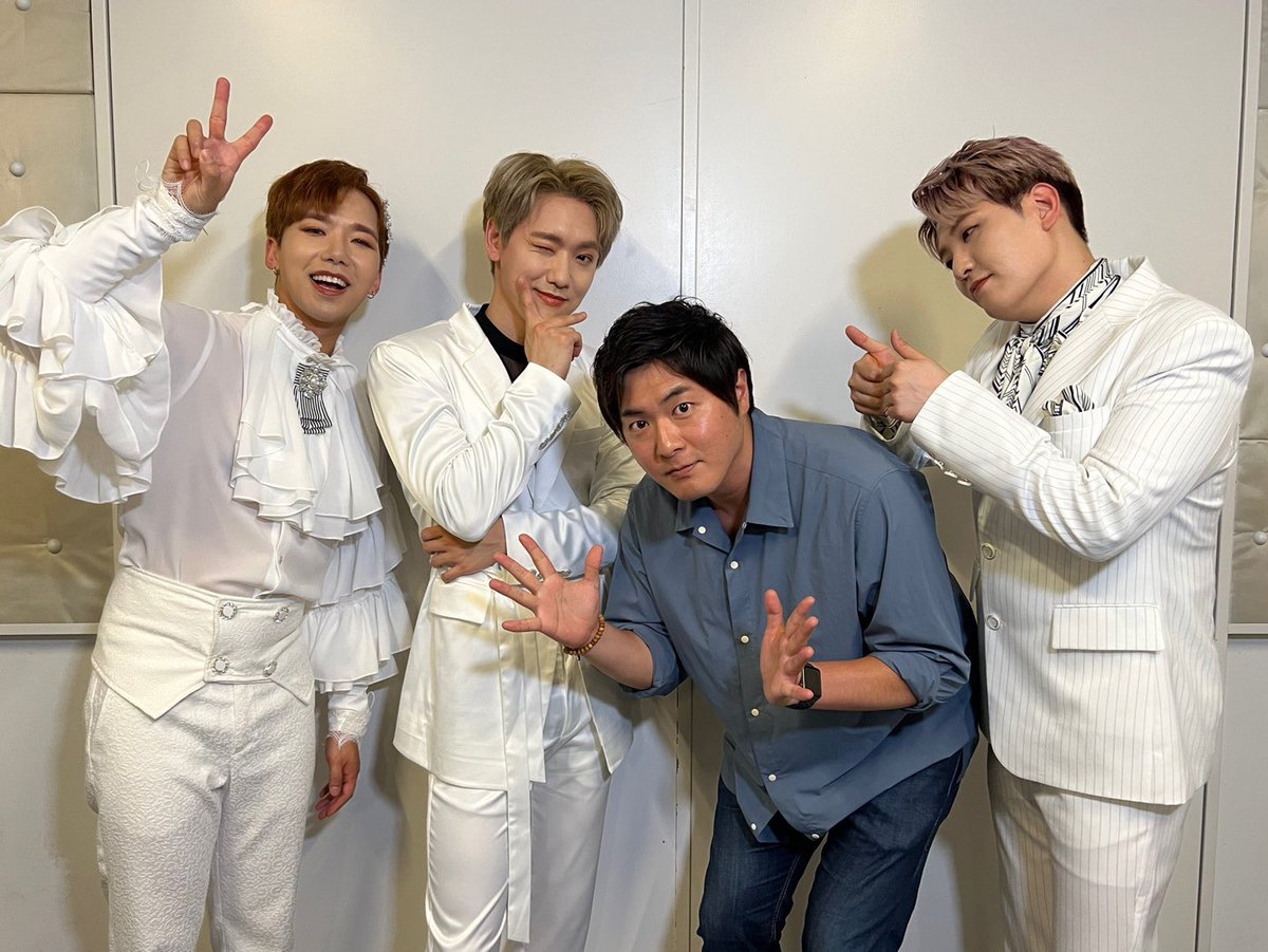 FAVE1_official's tweet photo. 【🎉】
本日のイベント❤️‍🔥
JAPAN 1STシングル『Zombie』リリースイベント🧟🫧
📍 タワーレコード 八王子店  
⏰ 6/6(月) ①15:00～ ②18:00～
🔗 https://t.co/wmz56RVV3Z

あいにくの雨ですがたくさん遊びに来てください🥳今日はあの曲が見れるかも…❓

#FAVE1 #1Chu ♡ https://t.co/CDcPMW7NTY