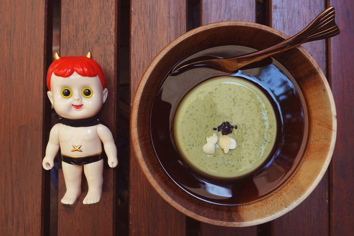 nick_01101's tweet photo. 🍵😈
#blackpearls #hapy #sofubi #toy @blackpearlsjp https://t.co/k5NlAcCo4Y