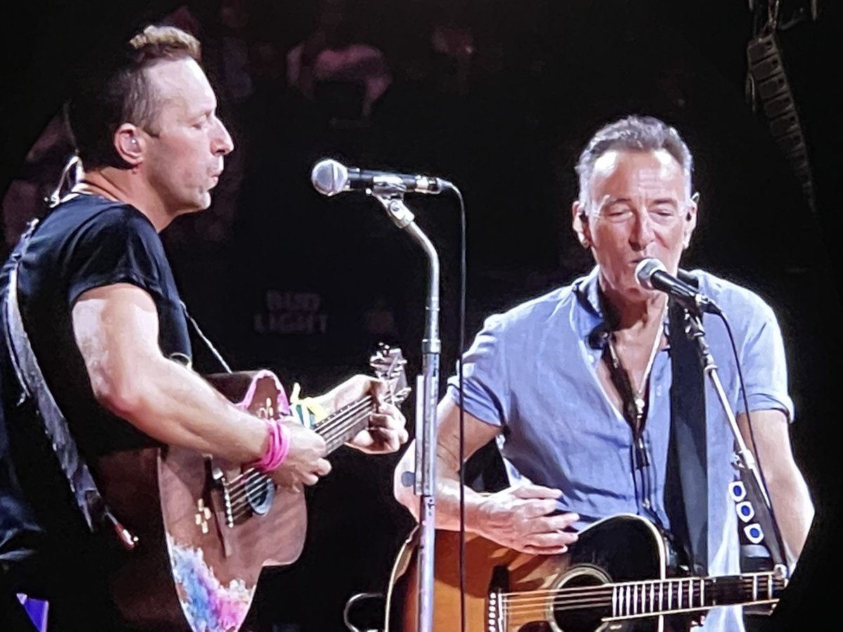 A surprise during Coldplay concert in NJ…