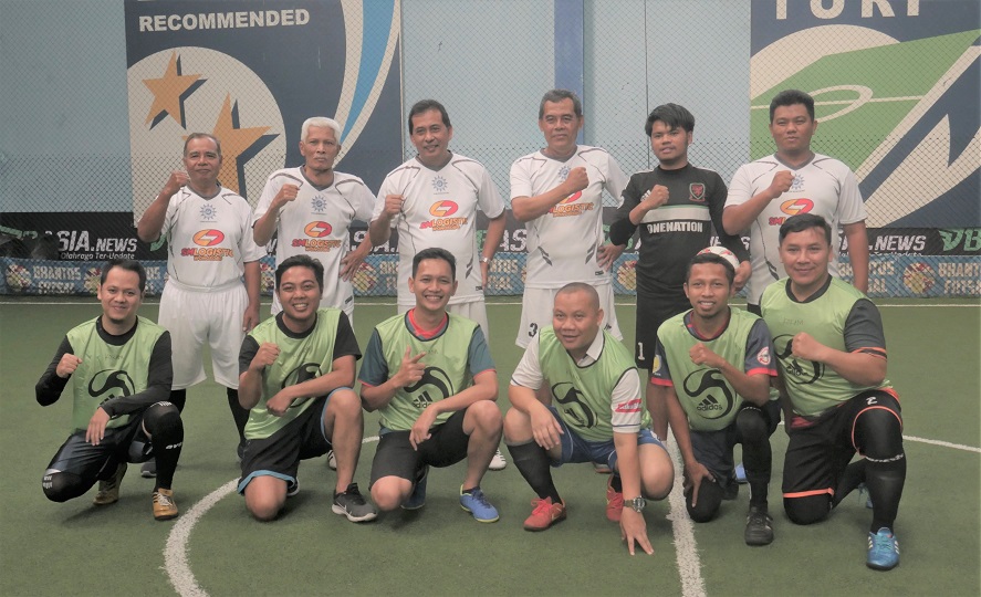 StikesMuwsb's tweet photo. Menjelang Muktamar Muhammadiyah dan ‘Aisyiyah ke-48 di Solo, Pimpinan Daerah Muhammadiyah (PDM) Wonosobo menggelar Turnamen Futsal di Bhayangkara Town Square Wonosobo,Turnamen dibuka dengan pertandingan eksibisi antara https://t.co/jRwb37zk5T