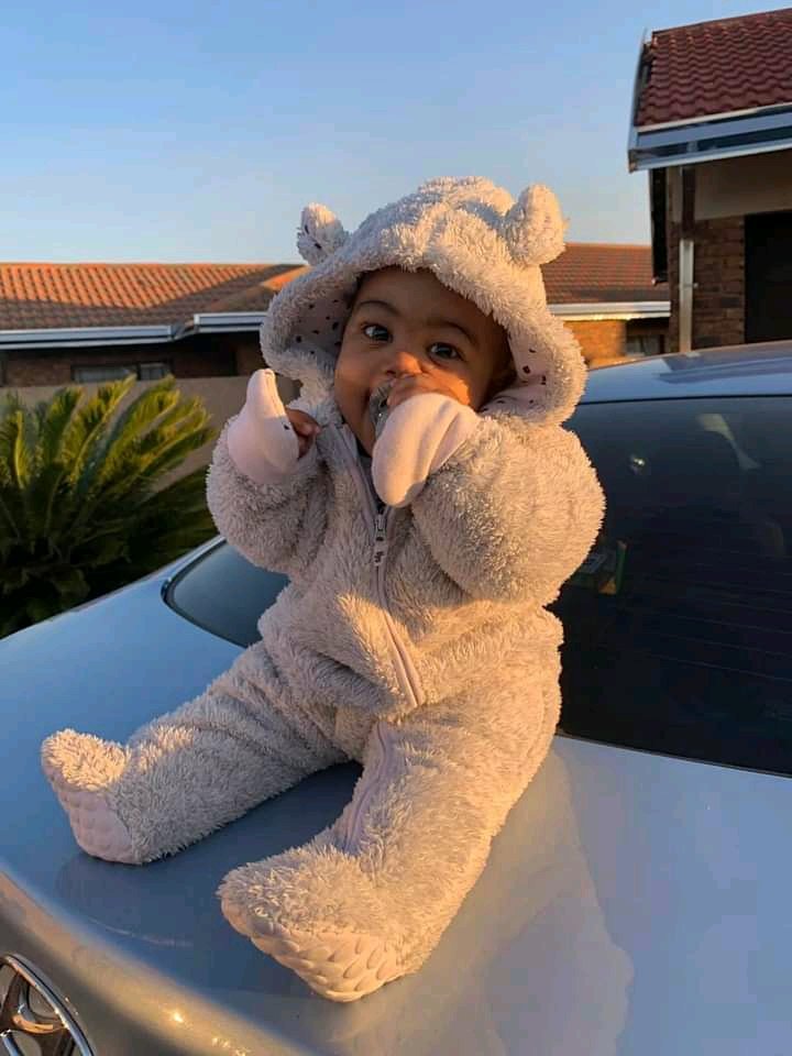 The cutest picture you will see online today. 😻🥵🥺❤
