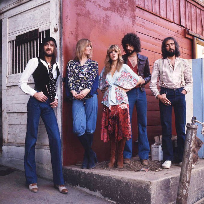 crockpics's tweet photo. Fleetwood Mac, 1976 https://t.co/PxTfxdzNiX