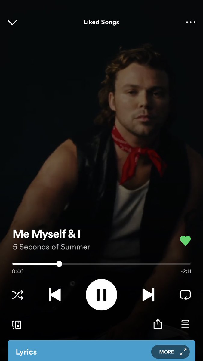 yess_soni's tweet photo. Now it's just me, myself, and I 🖤🤍 @5SOS @Ashton5SOS https://t.co/s67ZAZ8occ