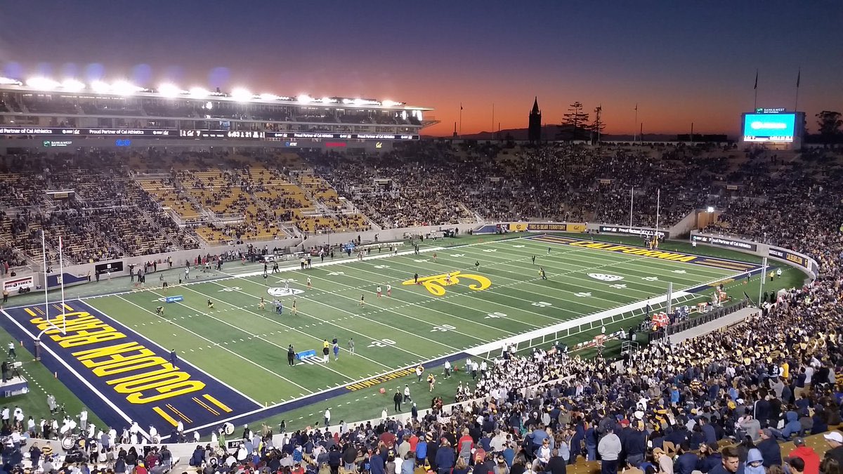 hook_wyatt's tweet photo. After a great day at Cal with @geepchryst I am honored to receive a offer to play for @CalFootball @BrandonHuffman @HHS_Mustangs_FB https://t.co/JrJn45PNDJ