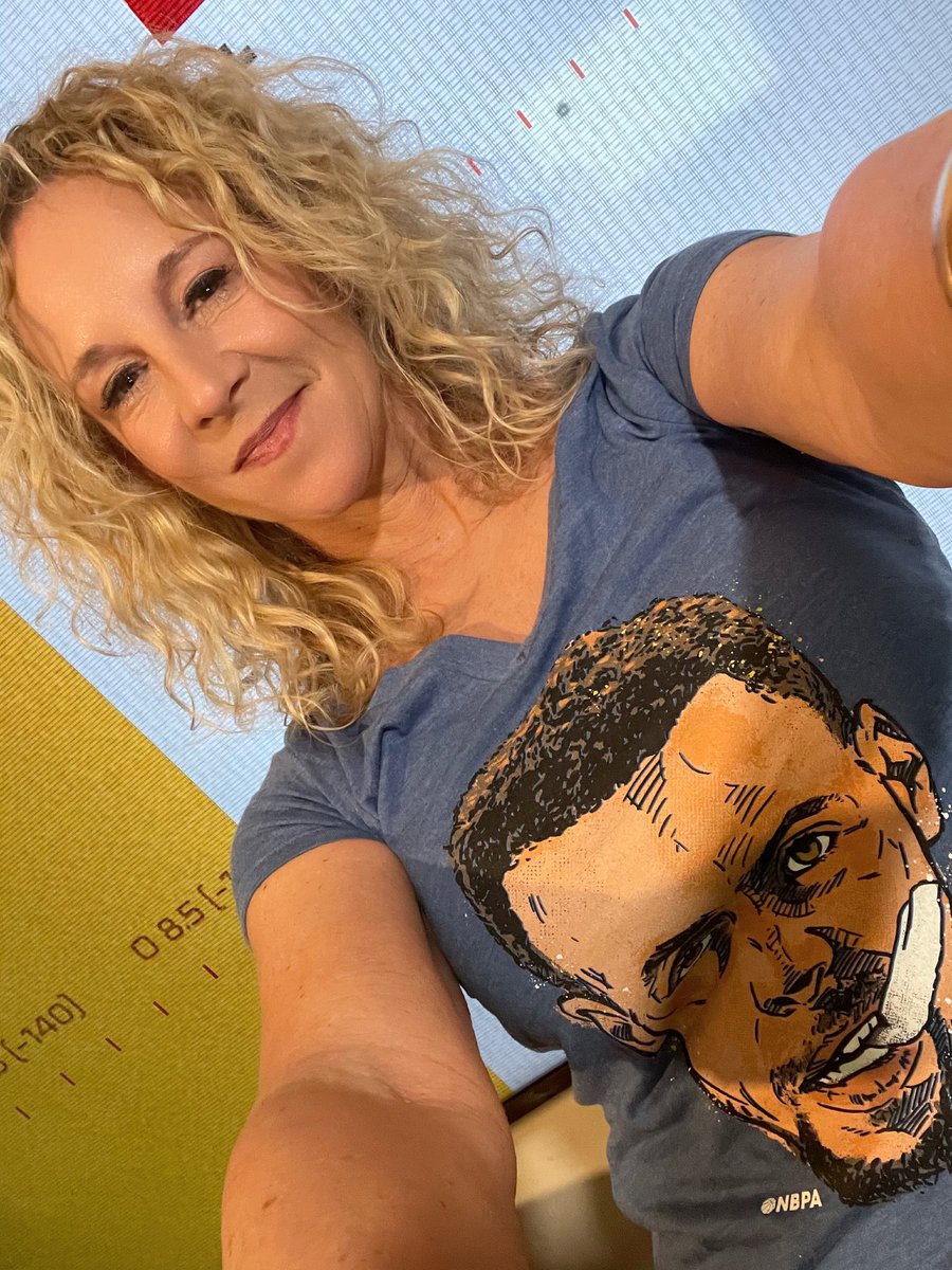 AnitaMarks's tweet photo. #GoldenStateWarriors & UNDER 💰
#Rangers +1.5 & UNDER 💰💰
#AaronWise ⛳️💰
#MichaelSmith 🎯💰
Let's keep it going this week...
@ESPNNY98_7FM MONDAY 7-10pm et https://t.co/5PPBDayuVP