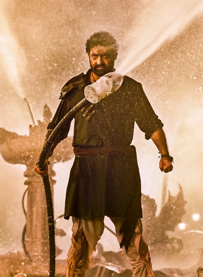 samyureddi's tweet photo. Expression of roughness💥💥💥💥💥
#ManOfMassesNTR @tarak9999
#RRR #RRRMoive #RRROnZEE5 #RRROnNetflix #JrNTR #NTR #MassKaBoss https://t.co/d2vnFH9WGu