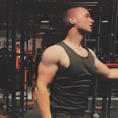 bryanvv🤞🏼 tweet media