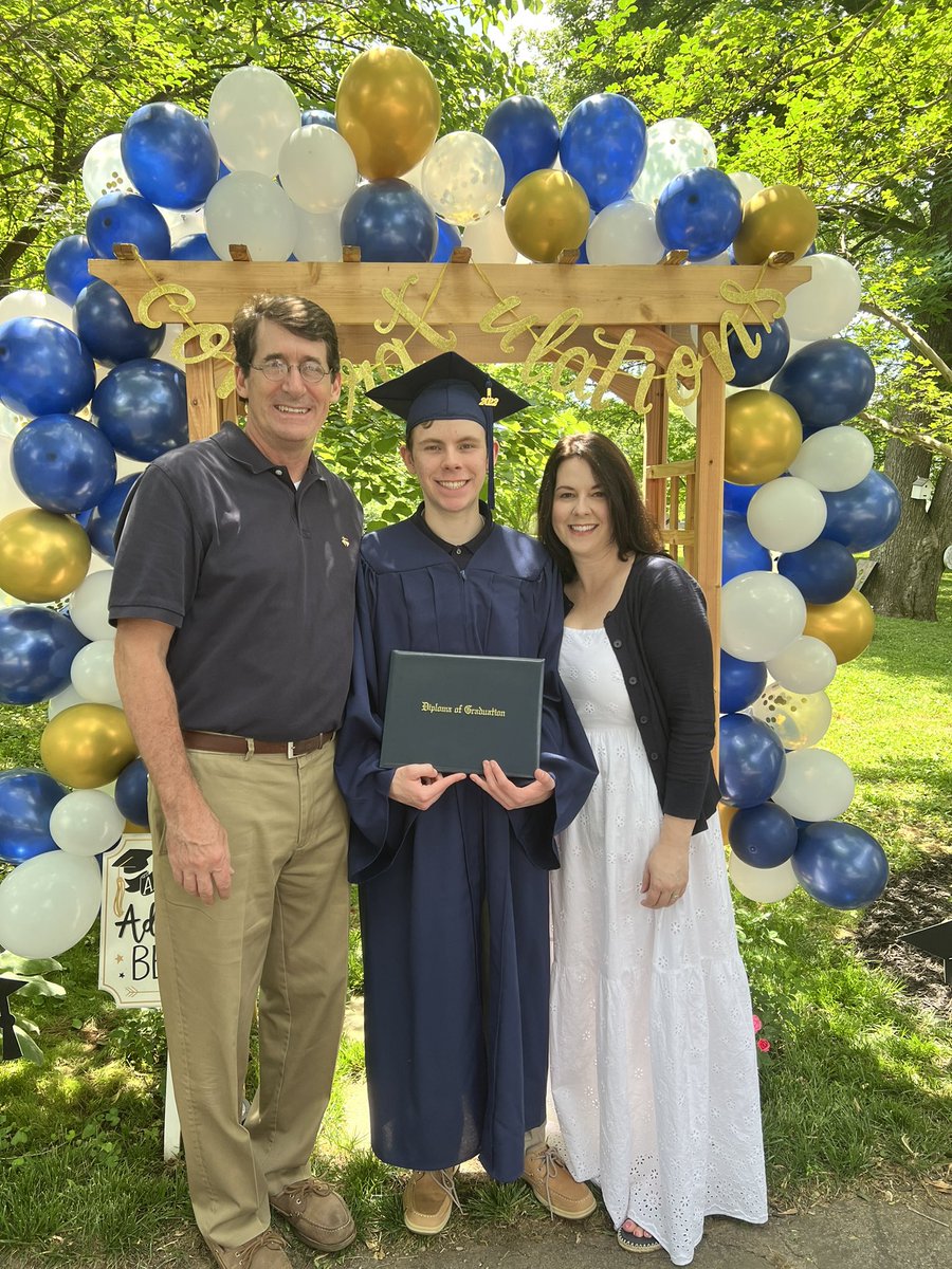 McfaddenBrandy's tweet photo. Today is #graduation2022 for our oldest. Samuel is a world changer for @myepilepsystory #Autism #astronomy #PianoPlayer #GiftFromAbove #SJM #Nashville https://t.co/RDwASEUdPK