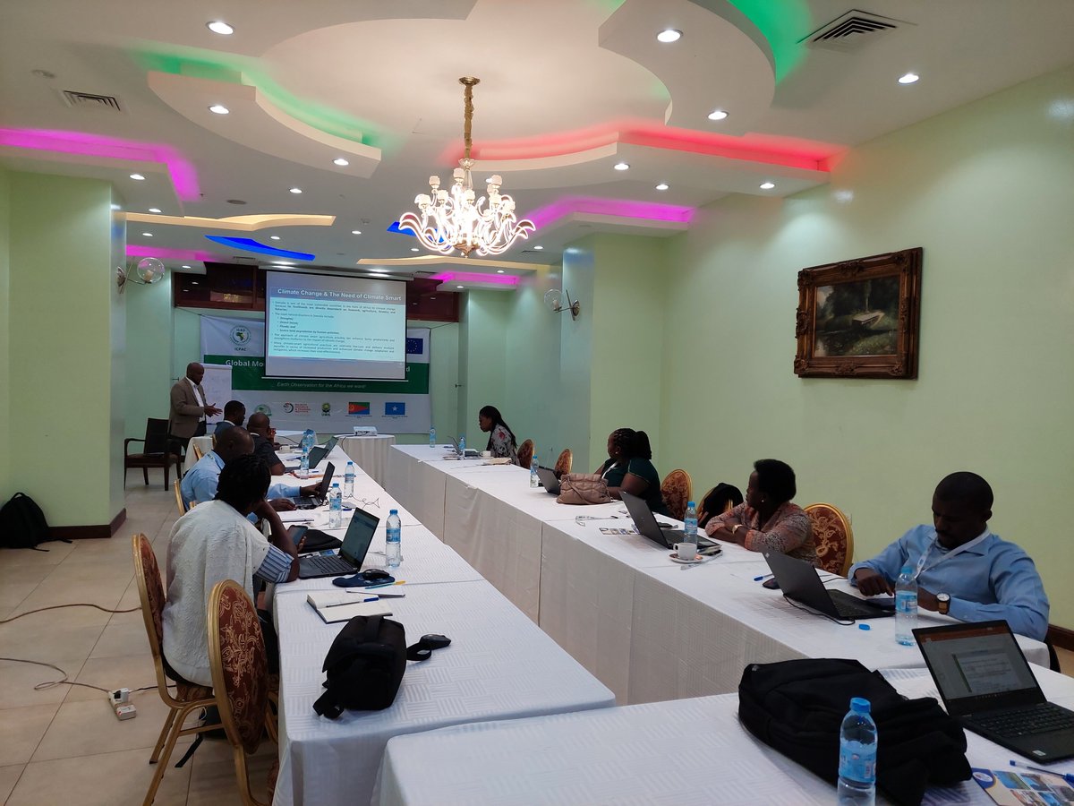 ICPAC_GMES's tweet photo. GMES &amp; Africa through #ICPAC is implementing the 2nd face of the project. A planning meeting between @ICPAC_GMES &amp; the project partners is currently in progress in Kampala, Uganda to develop a common understanding of how to execute phase 2 of the project.
#EO https://t.co/Ze5sbI8rm2