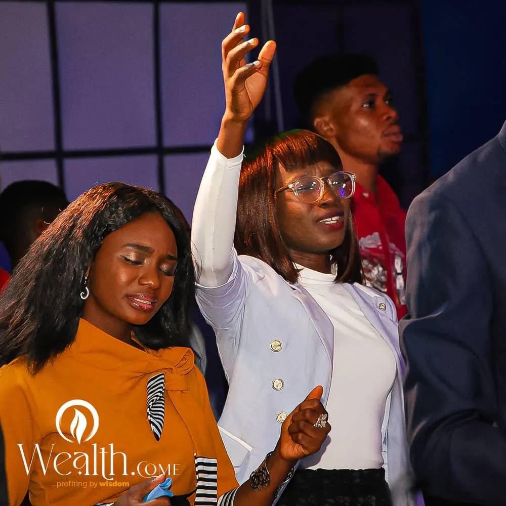 glorylife_'s tweet image. Photo excerpts from Wealth.come✨

We trust you had an amazing time in God's presence🤗

Wealth-come to a mind shift😉

#Wealthcome
#successcodes
#Sundayservice
#Glorylifechurch
#Kingdomportecentre
#breathinglifeintoyou
#Wearetakingover