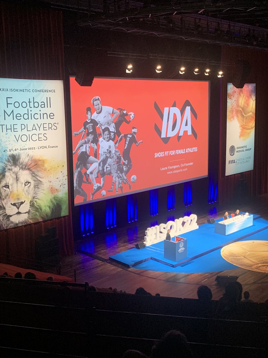 Kate_Mahony_'s tweet photo. Awesome presentation from Laura Youngson CEO and founder @idasportsco - listening to female athletes and designing a football boot for female- “revolutionary” in a “niche” market of 33million women that play football 🙄! Great product for the “other” half of the population. https://t.co/eorauaVc59