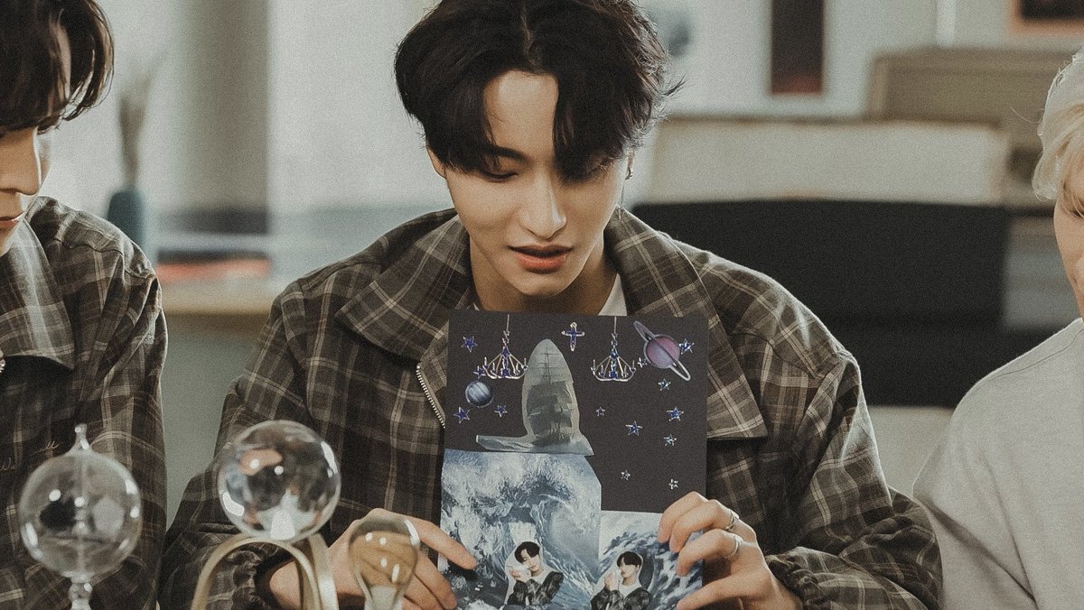 vintagehwa's tweet photo. in love with him ♡ https://t.co/WlBupV8VR3