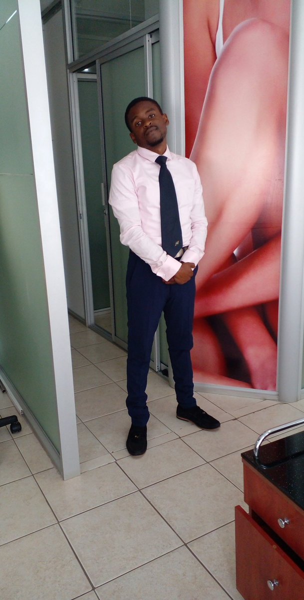 CarlCaesar3's tweet photo. Done clean up good if i may say so myself ..... #Mondayvibes #Cleopatrawellnessspa #Workmode #MrManager #GodsSon #BlessedAndGrateful https://t.co/68JyG9SRwo