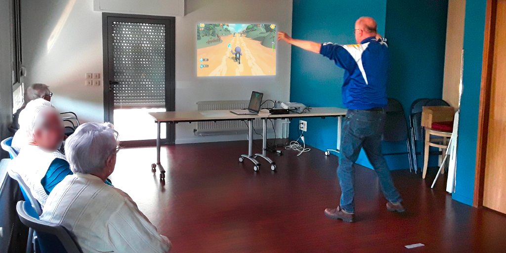 MindMazeFrance's tweet photo. [Quand les patients deviennent acteurs de leur santé]

Session de groupe avec le jeu Toap Run pour favoriser la motivation et dynamiser la séance.

👉https://t.co/04nMoD5ZCk

#Dtx #Amplitude #Mouvement #Esanté https://t.co/X95PxTsi2c