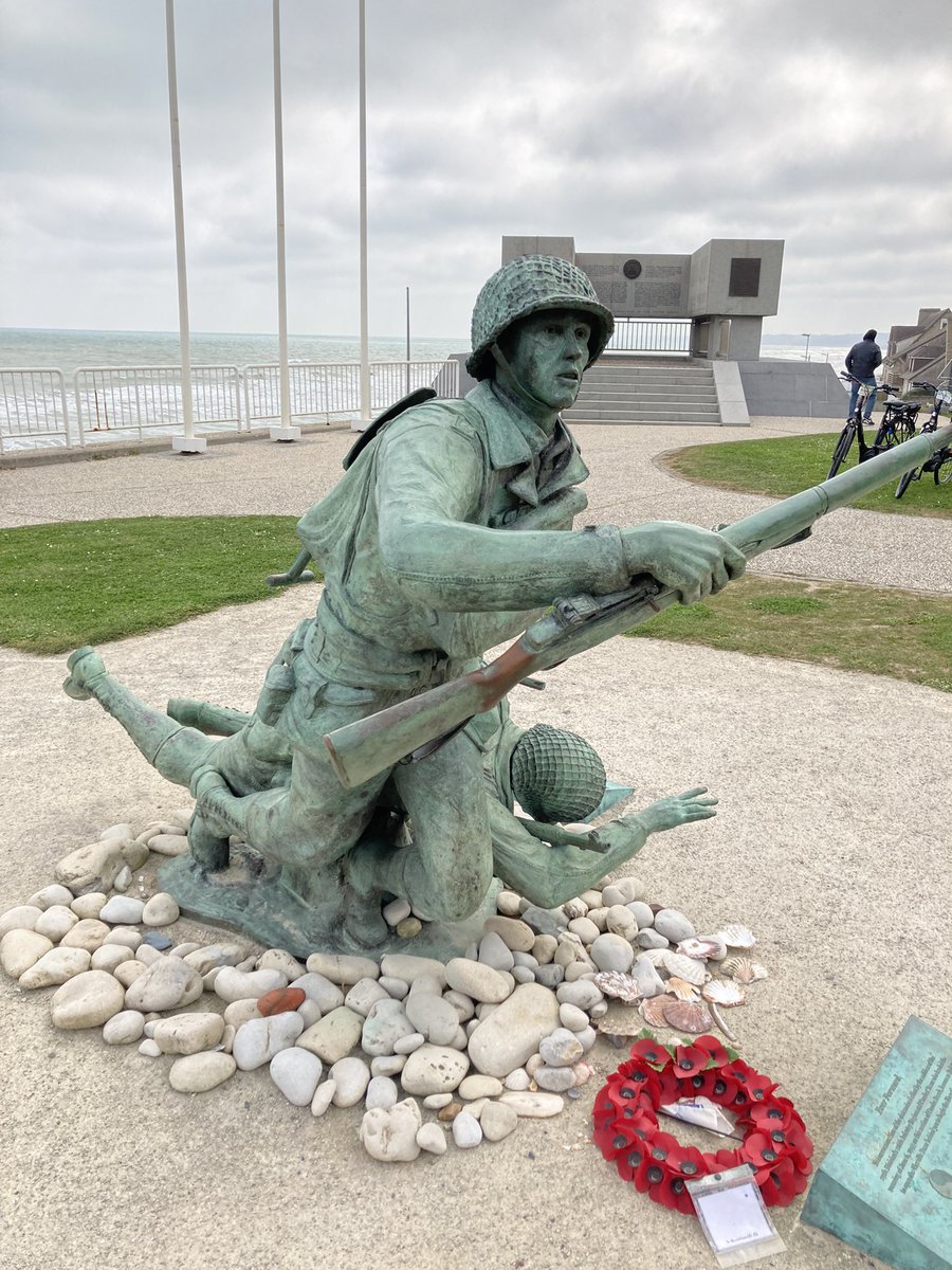 Onze #vrijheid werd duur betaald!     Vandaag D-Day...6 juni 1944...een dag om nooit te vergeten! #Normandy #LestWeForget #Overlord #DDay78 #OmahaBeach