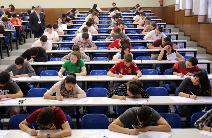 Mucho ánimo y mucha suerte a todos los alumnos que hoy inician la Ebau. Estoy segura de que vais a recoger los frutos de vuestro esfuerzo, así que estad tranquilos y dad lo mejor de vosotros mismos💪💪💪
#EBAU #RegióndeMurcia <a href="/Educarm/">Educarm</a>