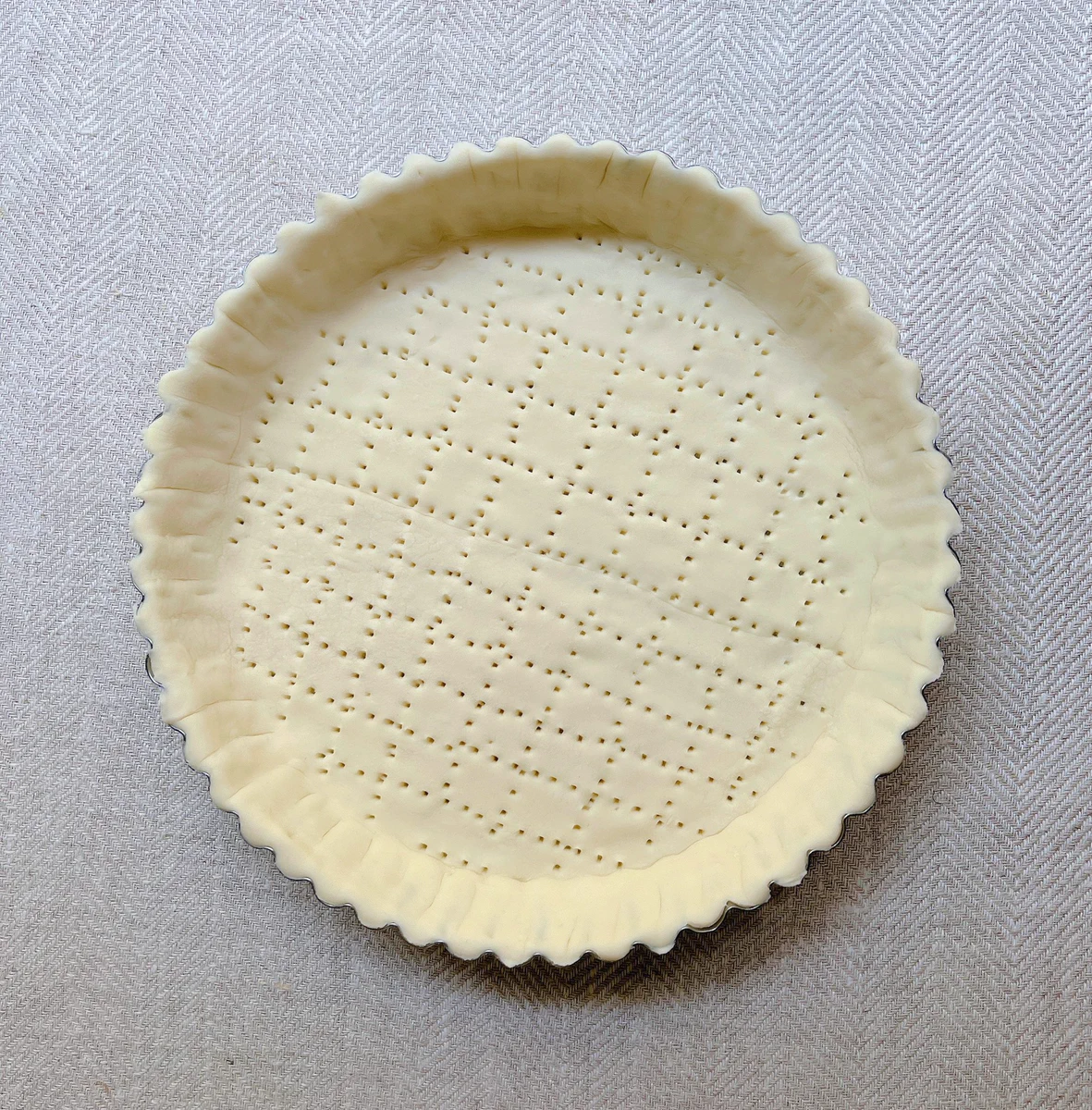 まるで芸術作品。チェリーパイができるまで。