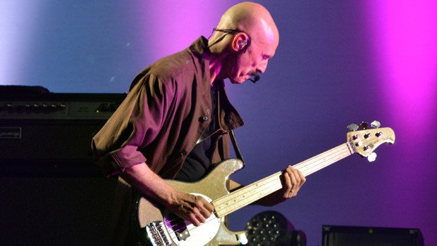 Happy Birthday to Tony Levin, 76 today 