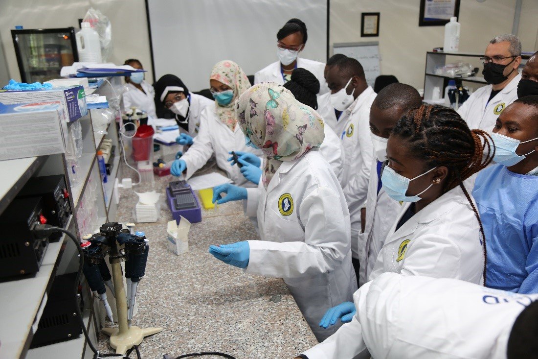 African Center of Excellence for Genomics of Infectious Disease (@acegid)  Trains 100+ Scientists from Over 30 African Countries in One Year

Read the full article: ace.aau.org/acegid-trains-…

<a href="/the_ACEProject/">Africa Higher Ed. Centers of Excellence-ACE Impact</a> #scientists #westafrica #research #highered #genomics #africa <a href="/AAU_67/">Association of African Universities</a>