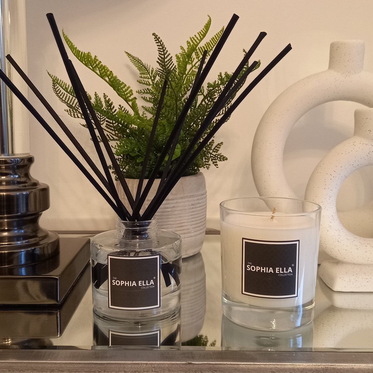 SL_SUNNISIDE's tweet photo. Shop the Sophia Ella Sea Salt &amp; oakmoss fragrance here --> https://t.co/4HecSGs6SI 

If it does not have our name it will not be the same. 

#homefragrance https://t.co/FLpRAd4kfj