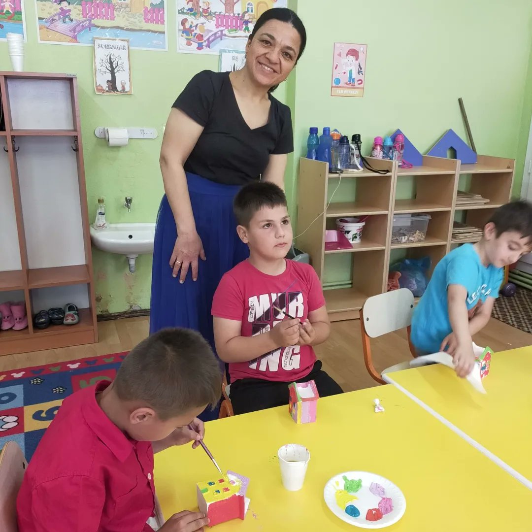 AkhisarHem's tweet photo. Hayat Boyu Öğrenme Haftası Etkinlikleri kapsamında Gökçeahmet Mahallesi Şehit Fevzi Kıral İlkokulu Anasınıfı öğrencilerimiz ile etkinlikler düzenledik. Bizleri misafir eden okul İdareci ve öğretmenlerimize teşekkür ederiz. #hayatboyuöğreniyoruz https://t.co/9UbeeJVuWG