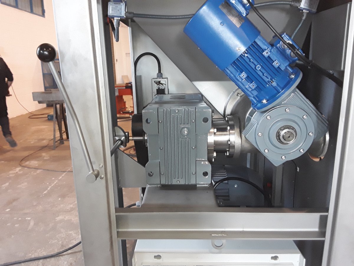 ¡Trabajamos para que su producción no se detenga!
cidepa-sincron.com
+34 95 561 38 21

cidepa@cidepa-sincron.es

#cidepa #cidepa-sincron #motores #motoreductores #somosfabricantes