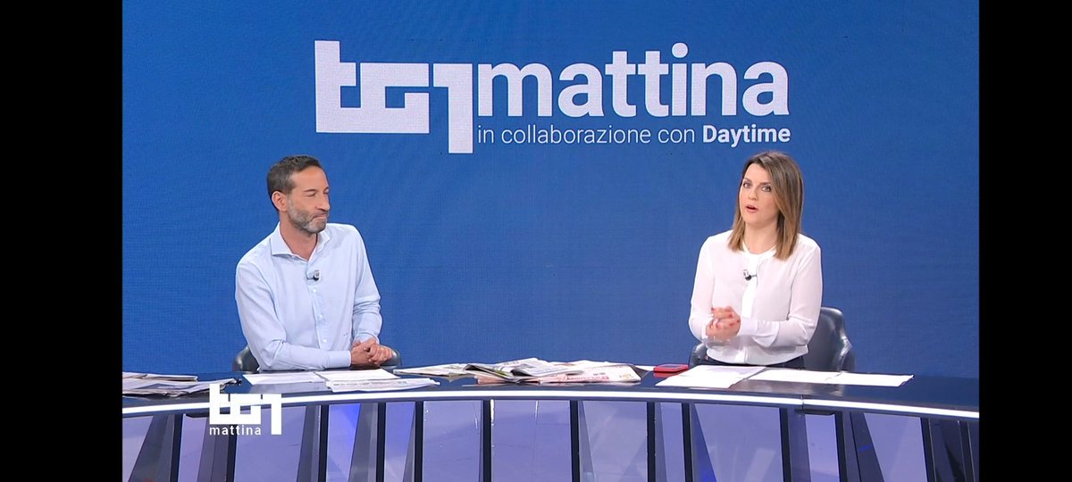 Baccotvnews's tweet image. Il #TgUnoMattina, il nuovo spazio di attualità e news condotto da Senio Bonini e Isabella Romano.

#Rai1 #Ascoltitv