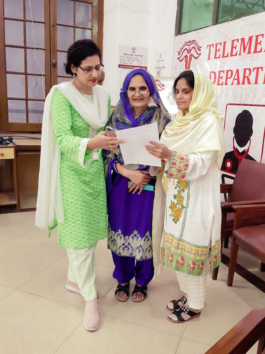 TeleMedKEMU's tweet photo. Early morning visit by Prof Bilquis Shabbir,  appreciating team work snd punctuality 
#VCKEMU 
#telemedicinekemu https://t.co/SZBPtDc9TB