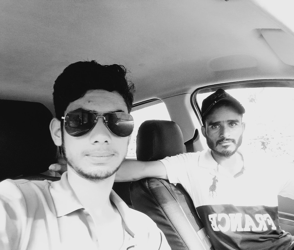 danishnaseer414's tweet photo. Always Remember That Your Present Situation Is Not Your Final Destination.

#Teethwal #Memories #India #LoC #Photography #Love #Peace #Kashmir #Karnah #KishanGanga #DanishNaseer #JammuAndKashmirPolice #Friends #Childrens #TeethwalCrossingBridge https://t.co/q0MPFLdPBZ