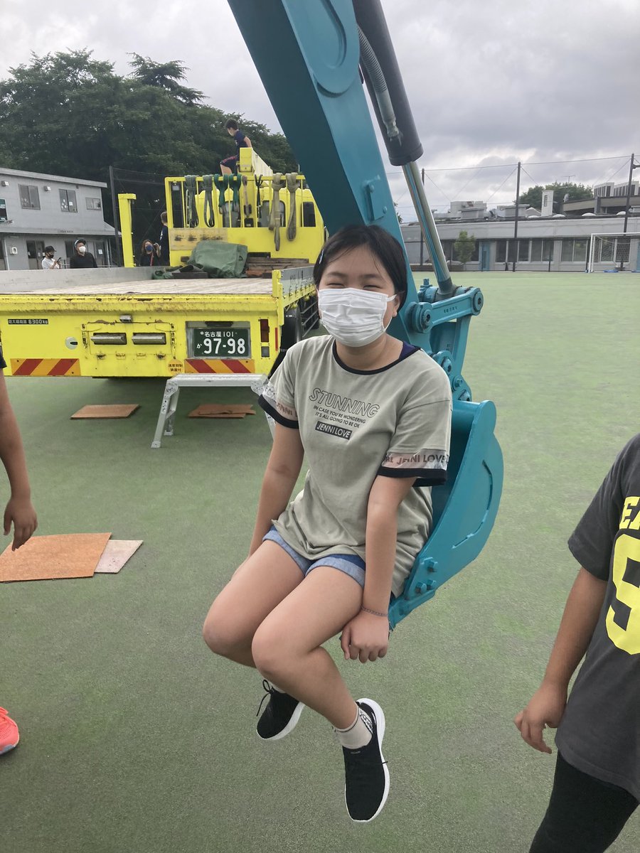 NIS_Leadership's tweet photo. Primary students had a blast at our Touch a Truck event today! #fieldday #NISinquire https://t.co/m25CNYk8zc