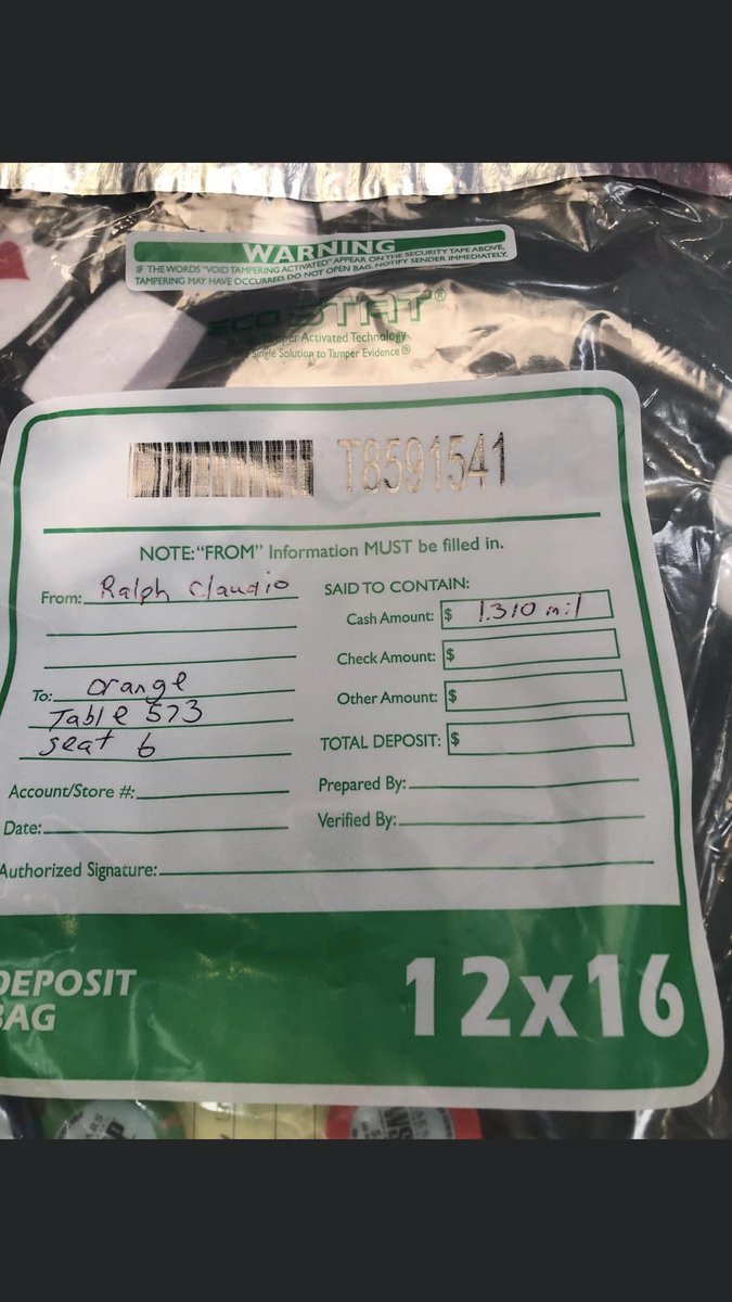 WtpNiners's tweet image. Day 2 tomorrow gonna make a run at it @RealKidPoker @philivey @phil_hellmuth I need all yalls good run mojo from previous years it’s my time