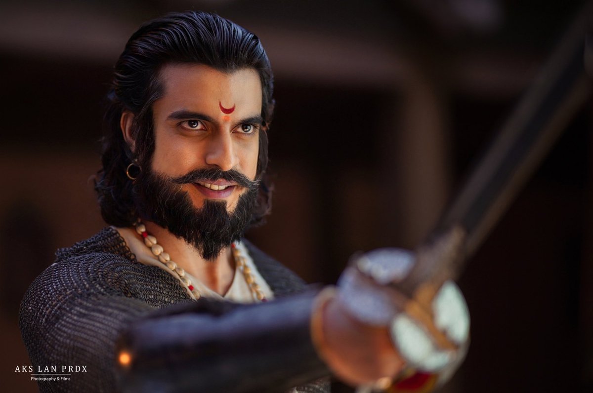 Gashmeer's tweet photo. शिवराज्याभिषेक दिनाच्या आपणा सर्वांना खूप खूप शुभेच्छा 🚩🚩🚩🚩 
On the occasion of Shivrajyabhishek Day … here’s wishing you all health and happiness ❤️ 
Jay Bhavani, Jay Shivraay 🚩🚩 https://t.co/pVG9T8jrFC