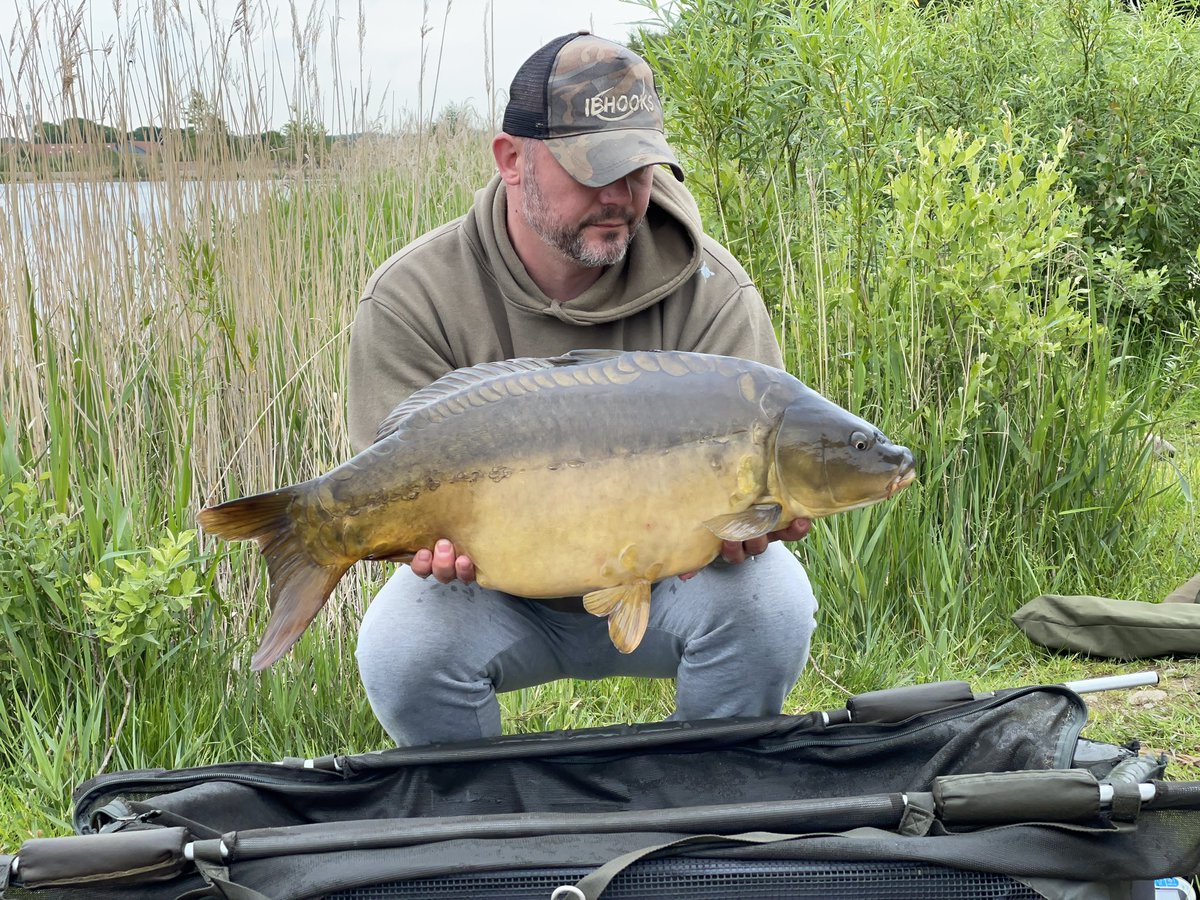 DanishBig's tweet photo. A couple of fish for Mikkel π©π°π€@kudostackle @ccmoore_baits @Trakker_Carp @ShimanoTribal #ibhooks #kudostackle #ccmoore #trakker #shimano #danishbiggame https://t.co/AgoKyyhRzi
