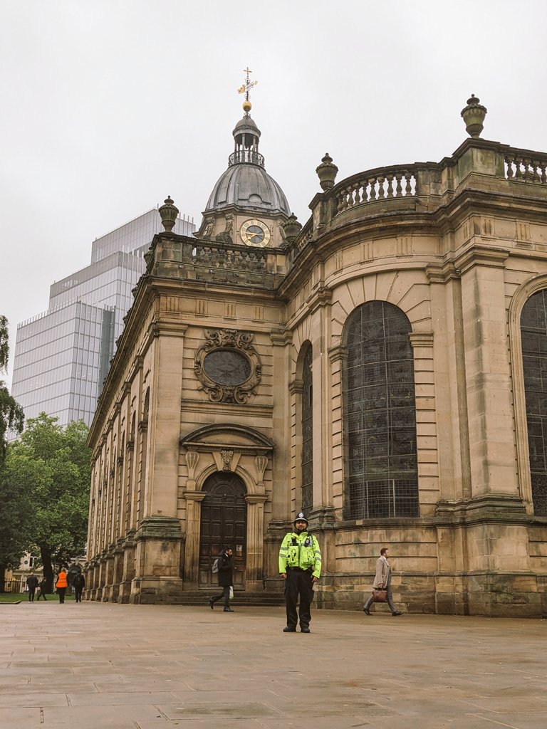 BrumCityWMP's tweet photo. PC Adil out patrolling around St. Philips cathedral as part of the #OpInterchange. Looking for some #MondayMotivation on a gloomy morning. Have a good day everyone https://t.co/HpttdsGM2U