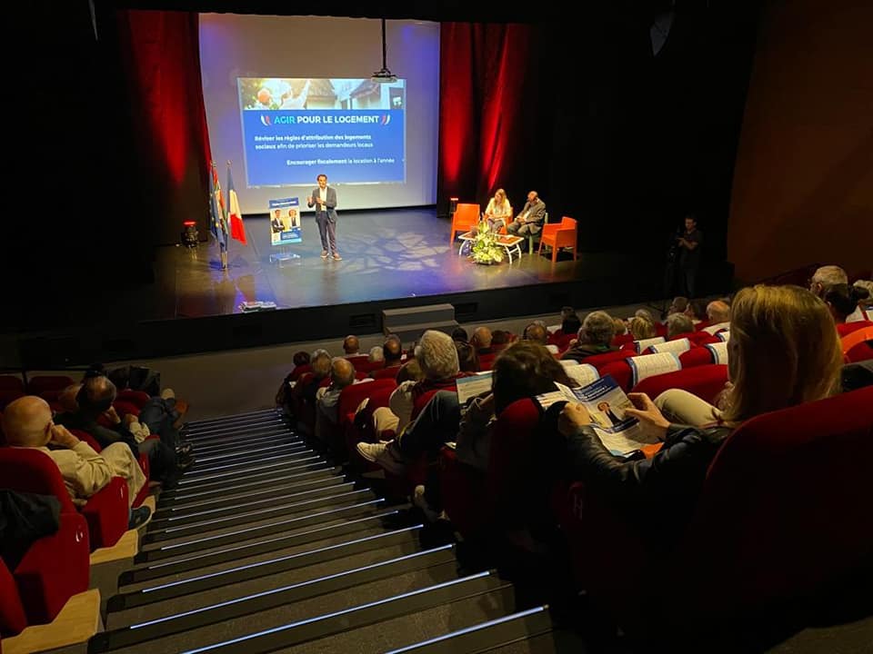 Fabrice-Sébastien Bach (@fabricebach2022) on Twitter photo Un très beau meeting samedi à Biarritz, avec une très belle assemblée. Un grand merci à notre Sénateur <a href="/max_brisson/">Max Brisson</a> et au Maire d'Anglet <a href="/claudeolive/">CLAUDE OLIVE</a> pour leur soutien et leur touchant hommage, et à tous les élus et sympathisants venus partager les débats.
#legislatives2022 Un très beau meeting samedi à Biarritz, avec une très belle assemblée. Un grand merci à notre Sénateur <a href="/max_brisson/">Max Brisson</a> et au Maire d'Anglet <a href="/claudeolive/">CLAUDE OLIVE</a> pour leur soutien et leur touchant hommage, et à tous les élus et sympathisants venus partager les débats.
#legislatives2022