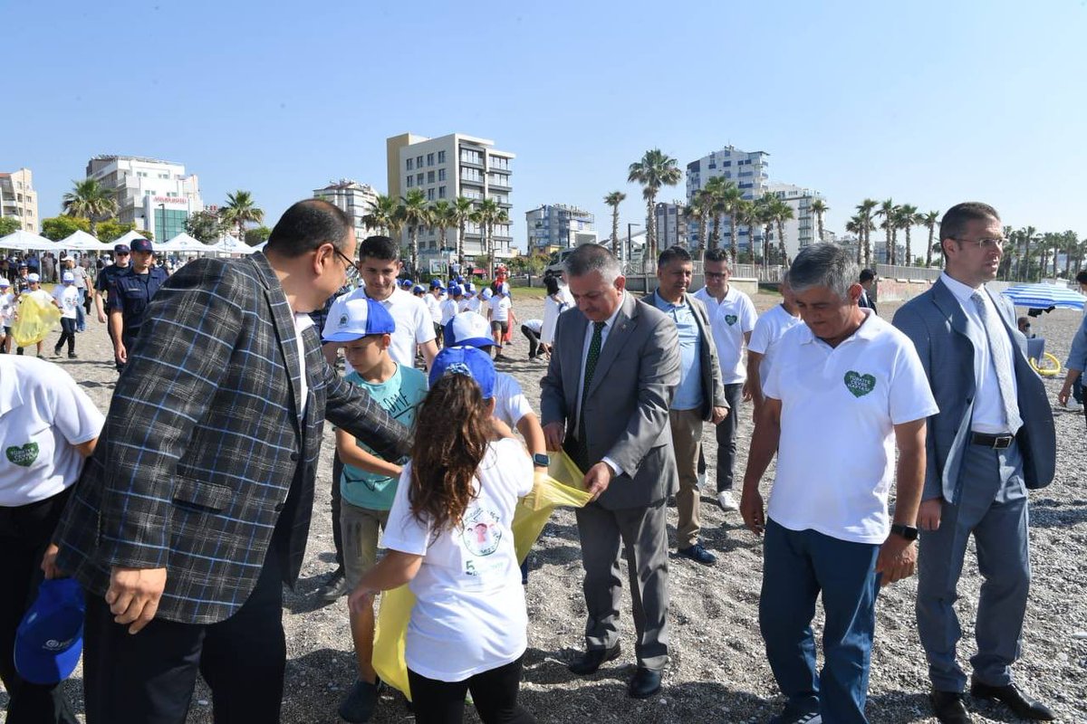 Asırlar boyunca tarihi, kültürel dokusu ve doğal güzellikleriyle eşsiz bir coğrafyada yaşayan insanlar olarak topraklarımızı, sahillerimizi, denizlerimizi ve çevremizi korumanın gayreti içerisinde olacağız. 

Doğanın bize ihtiyacı yok ama bizim ona çok ihtiyacımız var.💚🌎