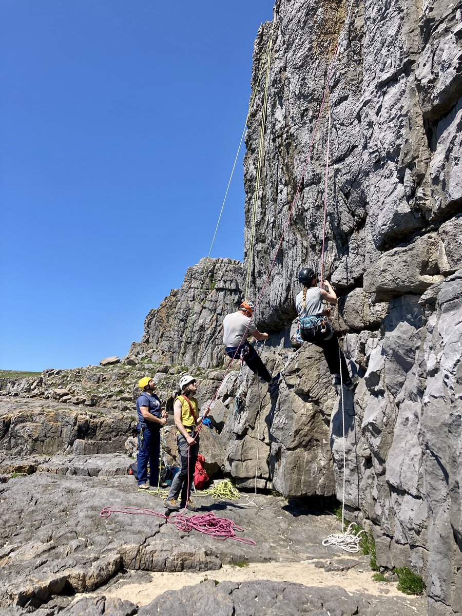 An excellent weekend running Sea Cliff &amp; Self Rescue skills workshops as part of the <a href="/Team_BMC/">British Mountaineering Council</a> Pembrokeshire climbing festival.. ☀️🌊🧗‍♂️
@BMCCymru 
<a href="/the_AMI/">The AMI</a> @MT_Association 
<a href="/VisitPembs/">Visit Pembrokeshire 🏴󠁧󠁢󠁷󠁬󠁳󠁿</a> <a href="/PembsCoast/">Pembrokeshire Coast National Park</a>