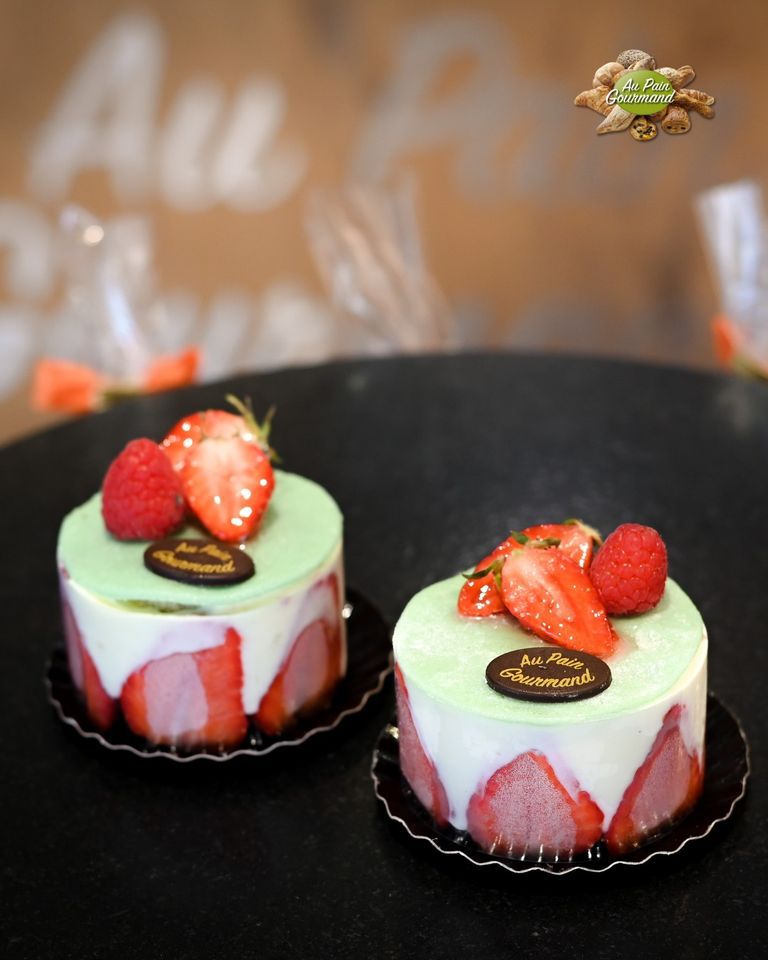 Ludo67210's tweet photo. 🍓 Les fraises d'Alsace sont à l'honneur au Pain Gourmand !
Vous êtes plutôt fraisier ou tartelette à la fraise ? https://t.co/C0WZ3iNcmL