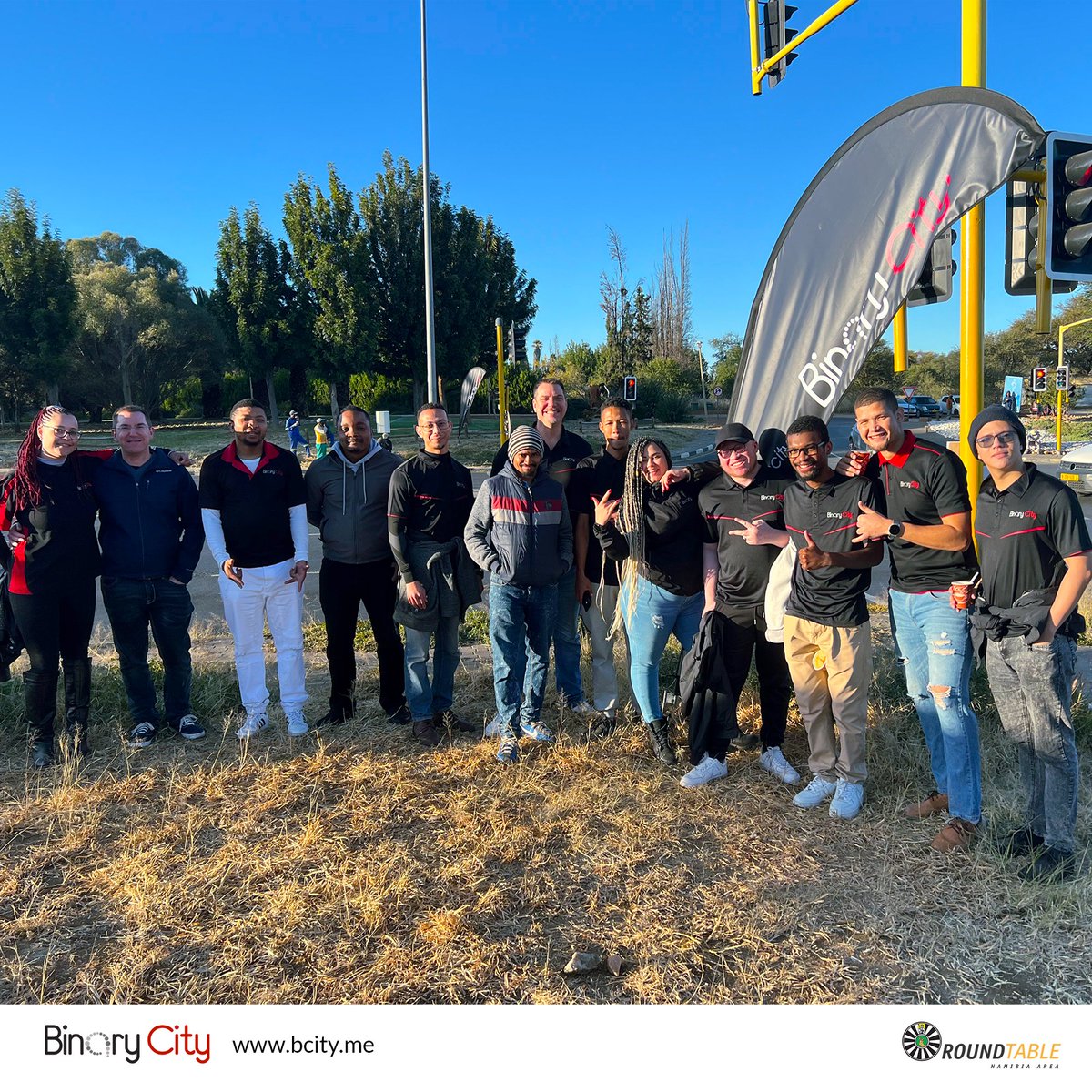 binary_city's tweet photo. Thank you to the Binary City team, Round Table, Namibia Area & everyone who contributed donations. Your kindness will bring warmth to someone's life this winter. Outstanding!
#bcsaints #binarycity #iamawinterknight #roundtablenamibia
https://t.co/9J20sKijaR https://t.co/8f6A2LxJai